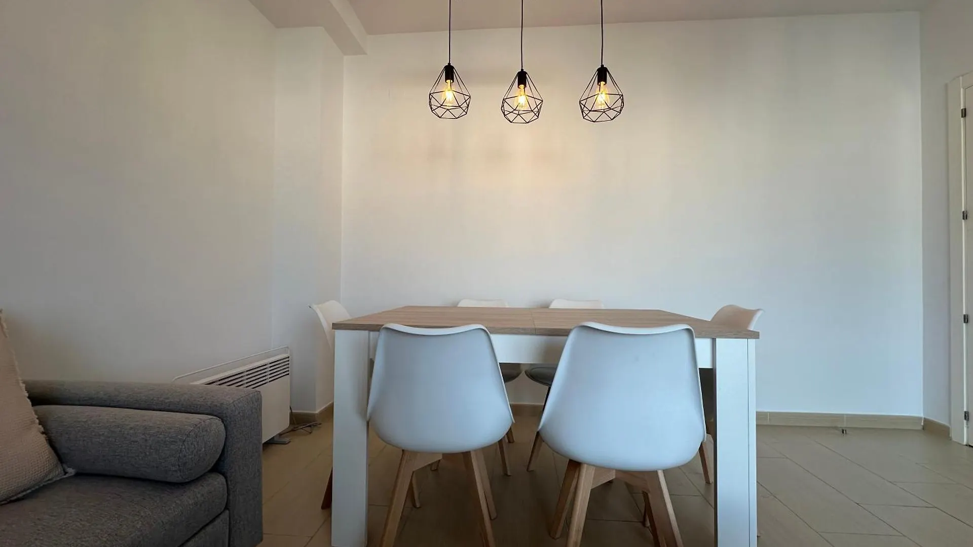 Apartamento Jardin De Cano - Familias O Mayores De 25 Anos El Puerto de Santa Maria Spain